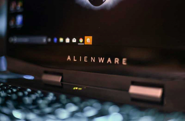 Обзор Alienware m15 серьёзного игрового ноутбука