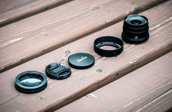 Обзор Zonlai 22mm f/1.8: дешёвый, китайский и сенсационный объектив