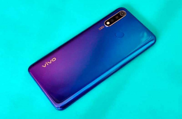 Обзор смартфона Vivo U20: разумное обновление бюджетной линейки