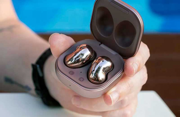 Обзор Samsung Galaxy Buds Live: беспроводные наушники с улучшениями