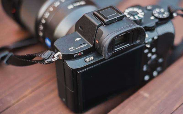 Бескомпромиссный профессионал, Sony A7R II — Обзор камеры