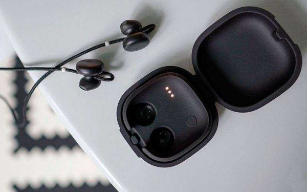 Обзор Google Pixel Buds — Умных беспроводных наушников с переводчиком