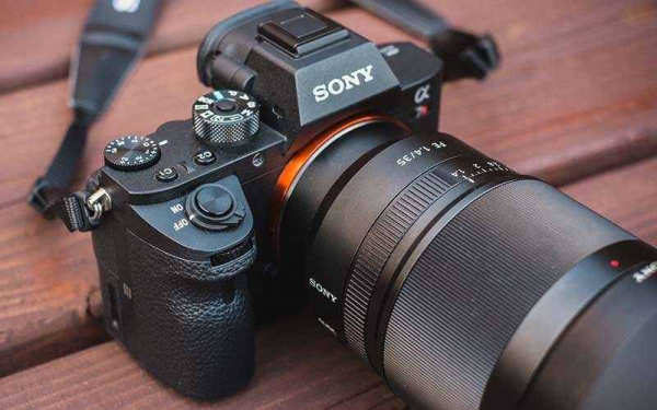 Бескомпромиссный профессионал, Sony A7R II — Обзор камеры