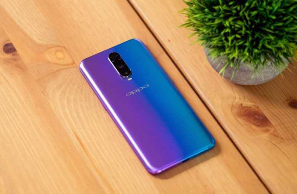 Обзор Oppo R17 Pro: производительность, автономности и три камеры