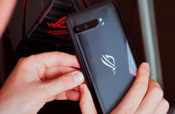 Обзор Asus ROG Phone 3: самого лучшего смартфона для игр