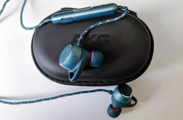 Обзор AKG N200: золотая середина bluetooth-наушников