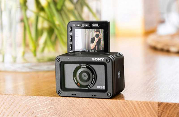 Обзор Sony RX0 II: экшн-камера с профессиональными возможностями