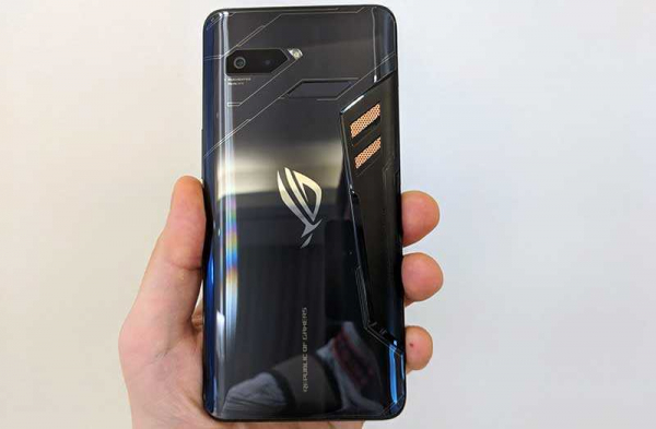 Обзор Asus ROG Phone почти идеального смартфона для игр