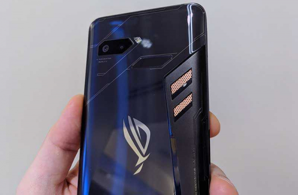 Обзор Asus ROG Phone почти идеального смартфона для игр