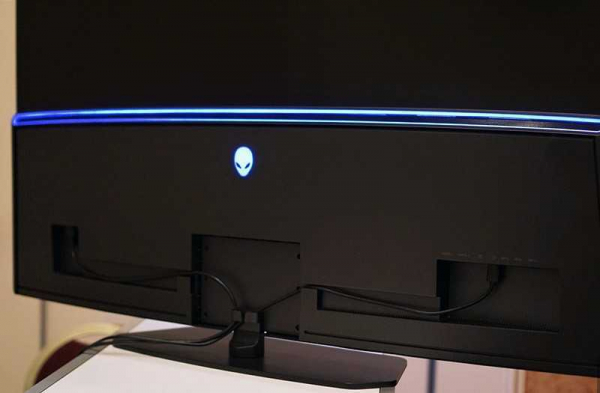 Первый обзор Alienware 55 OLED: самый красивый игровой монитор