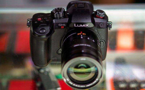 Камера Panasonic Lumix GH5S — Обзор устройства с более разумным подходом к пикселям