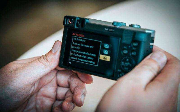 Фотокамера Panasonic Lumix DMC-ZS60, сумасшедший зум в маленьком корпусе — Обзор