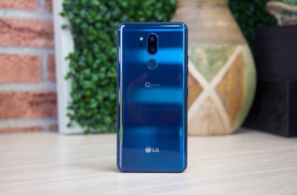 Обзор LG G7 ThinQ: дорогой и неоригинальный флагман