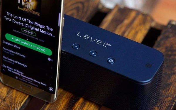 Небольшой портативный динамик с сюрпризом. Samsung Level Box Mini – Полный обзор