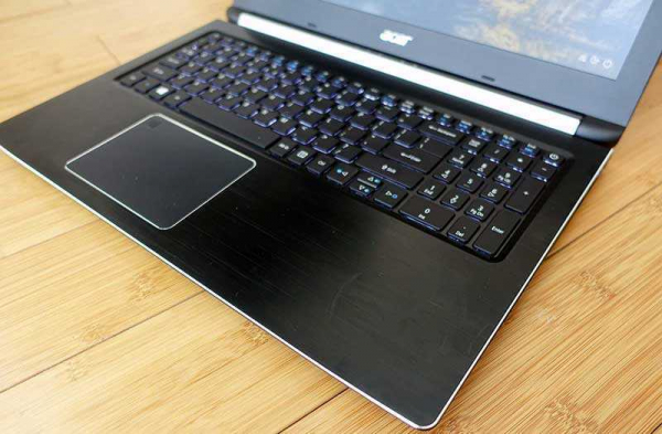 Обзор Acer Aspire 7 A715-72G мощного мультимедийного ноутбука