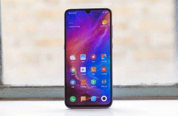 Обзор Xiaomi Mi 9: новейшие технологии по разумной цене