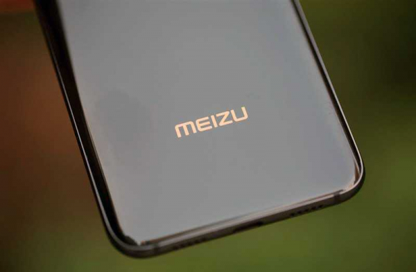 Первый обзор Meizu X8: почти бюджетный флагман