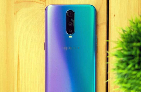 Обзор Oppo R17 Pro: производительность, автономности и три камеры