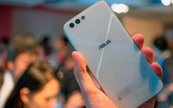 Обзор Asus Zenfone 4 и Asus Zenfone 4 Pro — Одних из лучших смартфонов 2017