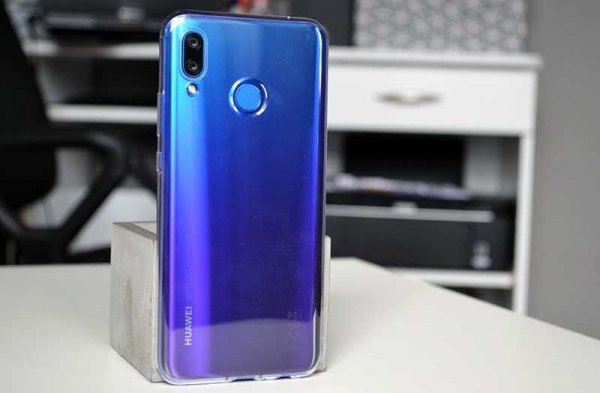 Обзор телефона Huawei Nova 3 отличного со всех сторон