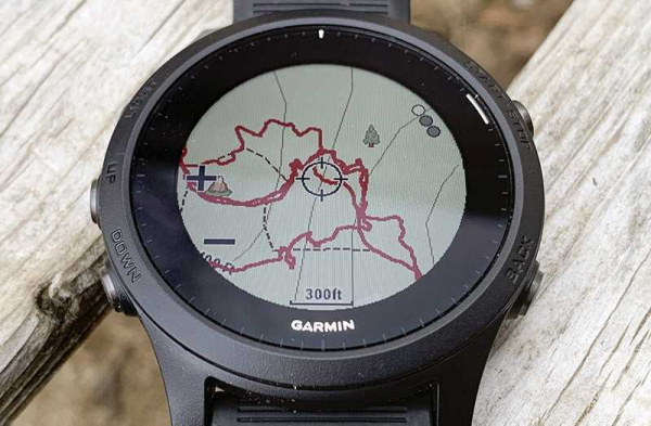 Обзор Garmin Forerunner 945: часы для марафонов с музыкой и GPS