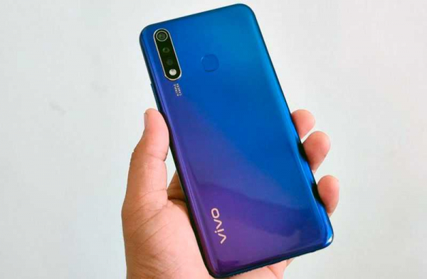 Обзор смартфона Vivo U20: разумное обновление бюджетной линейки