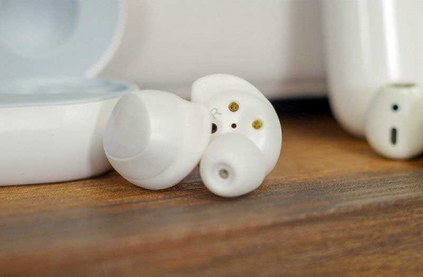 Обзор Samsung Galaxy Buds: долгожданных беспроводных наушников