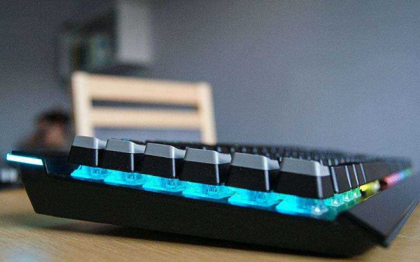 Corsair K95 RGB PLATINUM — Обзор моей новой любимой игровой клавиатуры